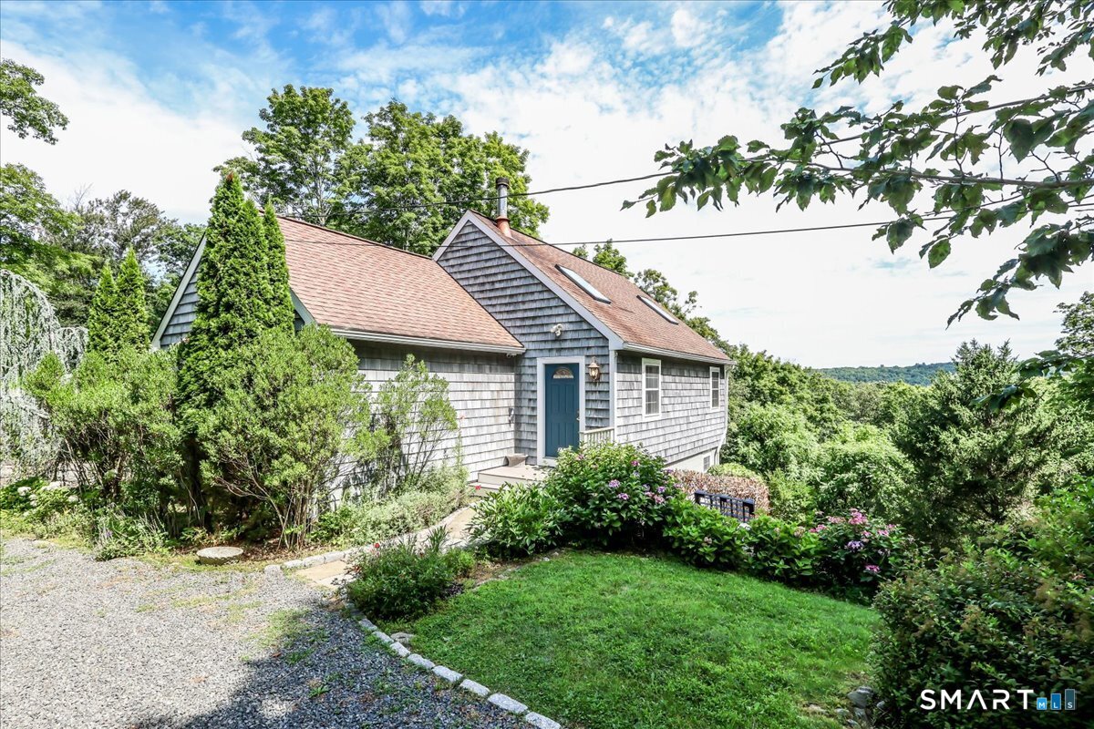 274 Old Sib Road Ridgefield, CT 06877 - Photo 4 of 40 Gallery Image 4