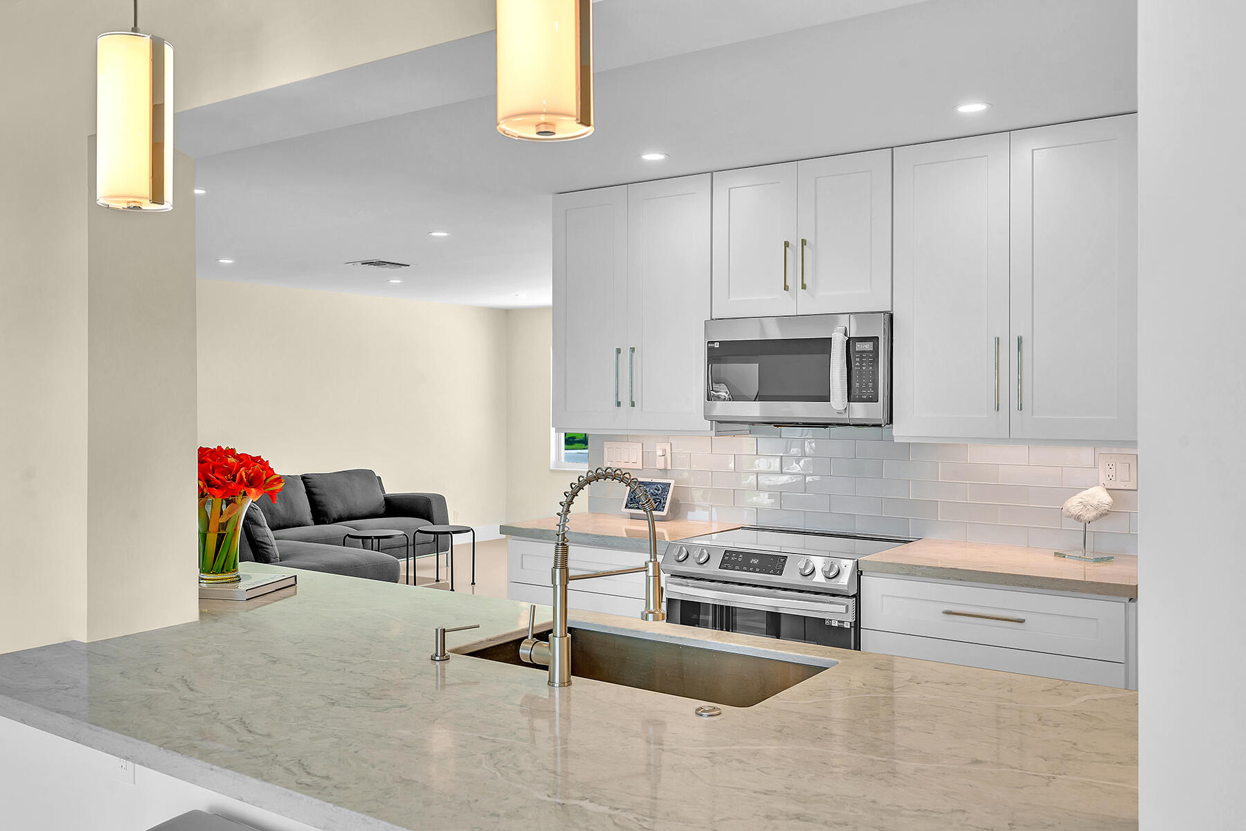 1807 Southwest Roma Way Boynton Beach, FL 33426 - Photo 19 of 35 DSC00591