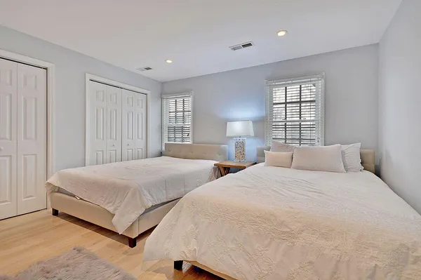 $5,500 | 15 Horlbeck Alley, Unit 7, Charleston, SC 29401