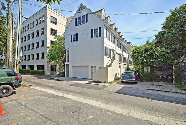 $5,500 | 15 Horlbeck Alley, Unit 7, Charleston, SC 29401