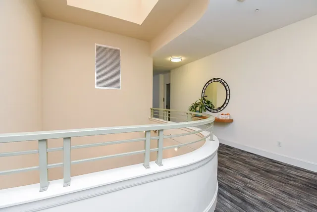 $269,000 | 300 St Joseph Parkway, Unit 421, Houston, TX 77002