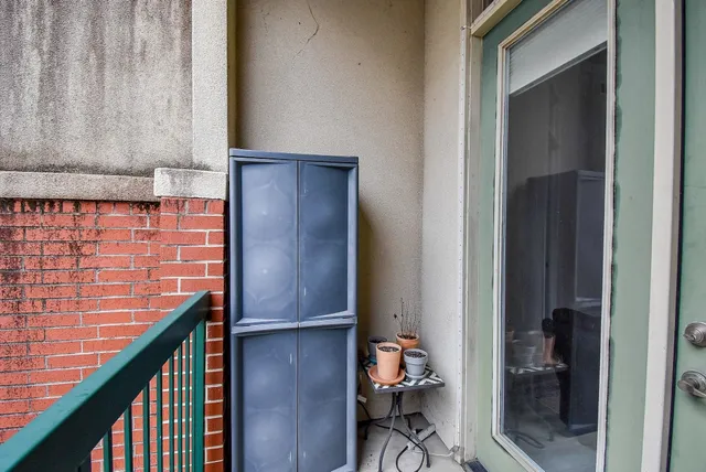 $269,000 | 300 St Joseph Parkway, Unit 421, Houston, TX 77002