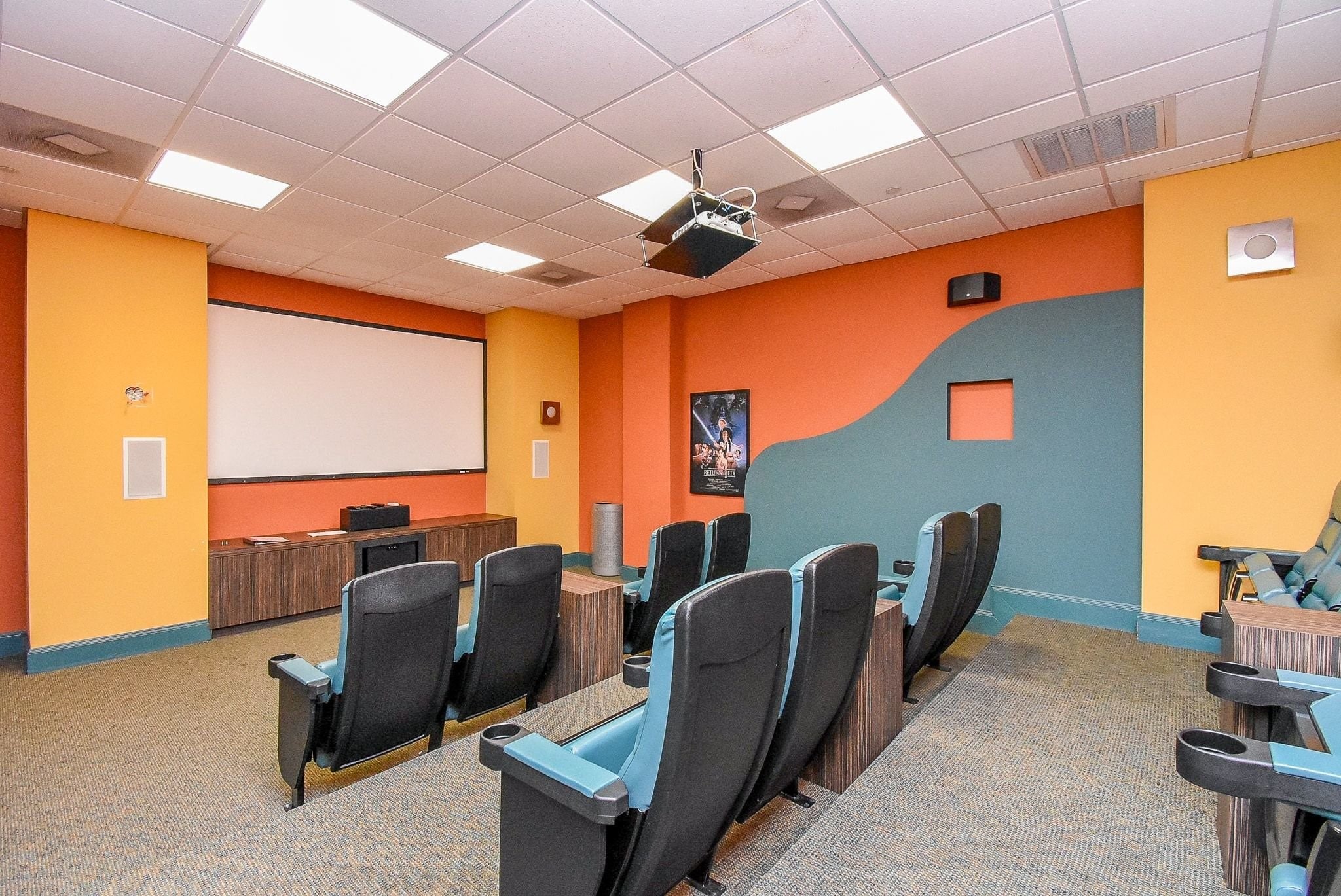 300 St Joseph Parkway, Unit 421 Houston, TX 77002 - Photo 3 of 32 Media room with state of the art equipment available to all resident