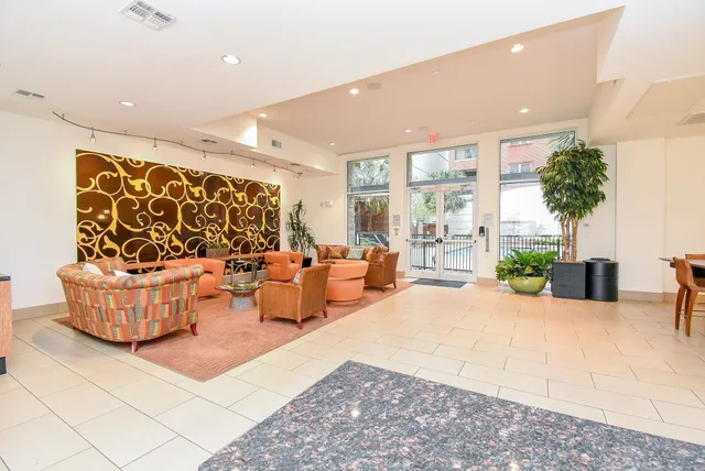 $269,000 | 300 St Joseph Parkway, Unit 421, Houston, TX 77002