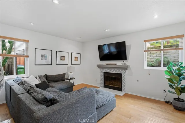 $4,800 | 4302 Oak Glen Street, Calabasas, CA 91302