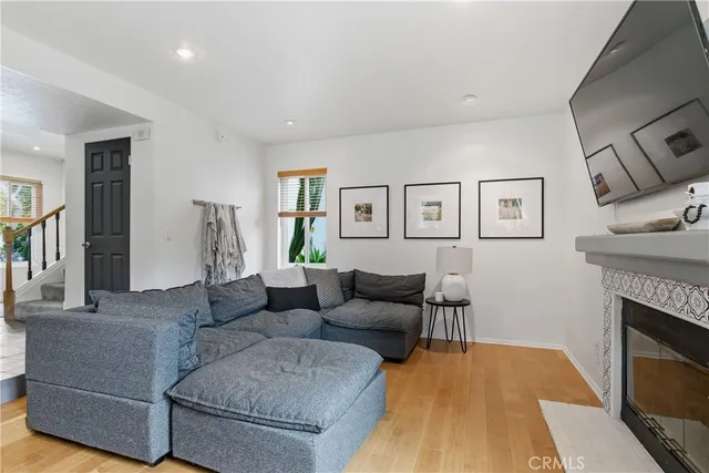 $4,800 | 4302 Oak Glen Street, Calabasas, CA 91302