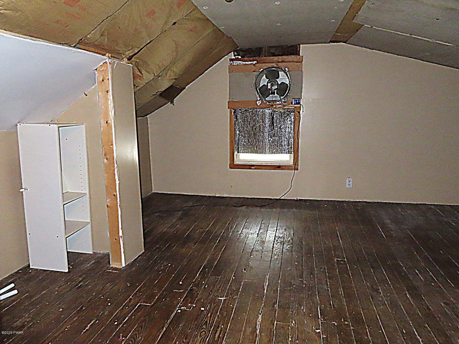 171 Roemerville Road Greentown, PA 18426 - Photo 26 of 42 walk up attic room 2