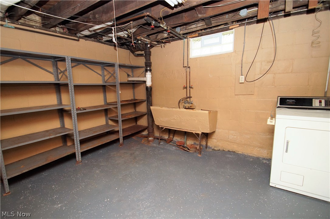 1717 Krumroy Road Akron, OH 44312 - Photo 19 of 24 Gallery Image 19