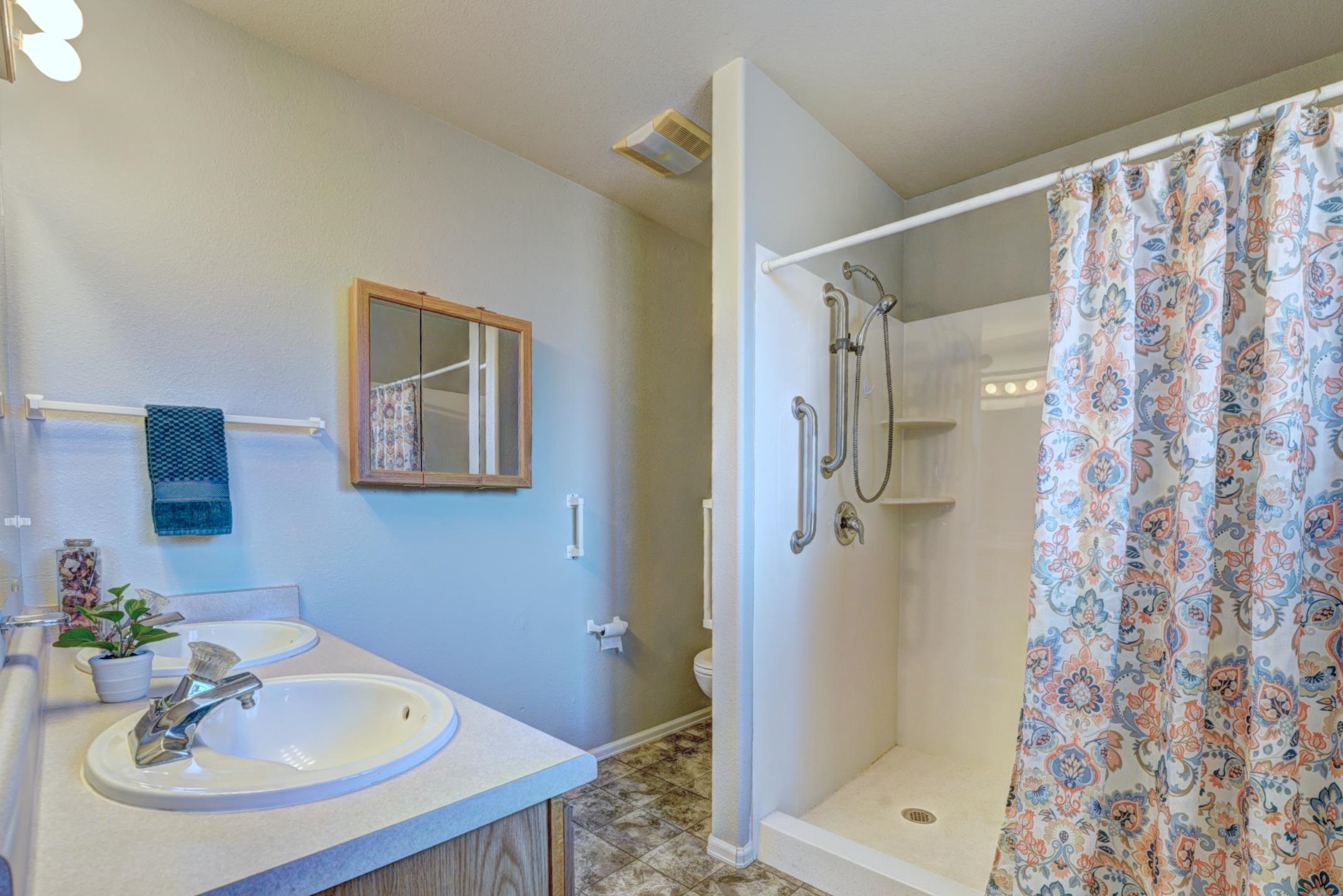 483 Rambling Acres Road Clifton, CO 81520 - Photo 26 of 30 Lots of room for disability appliances.