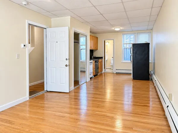 $2,400 | 9 Bowdoin Street, Unit 1, Boston, MA 02114