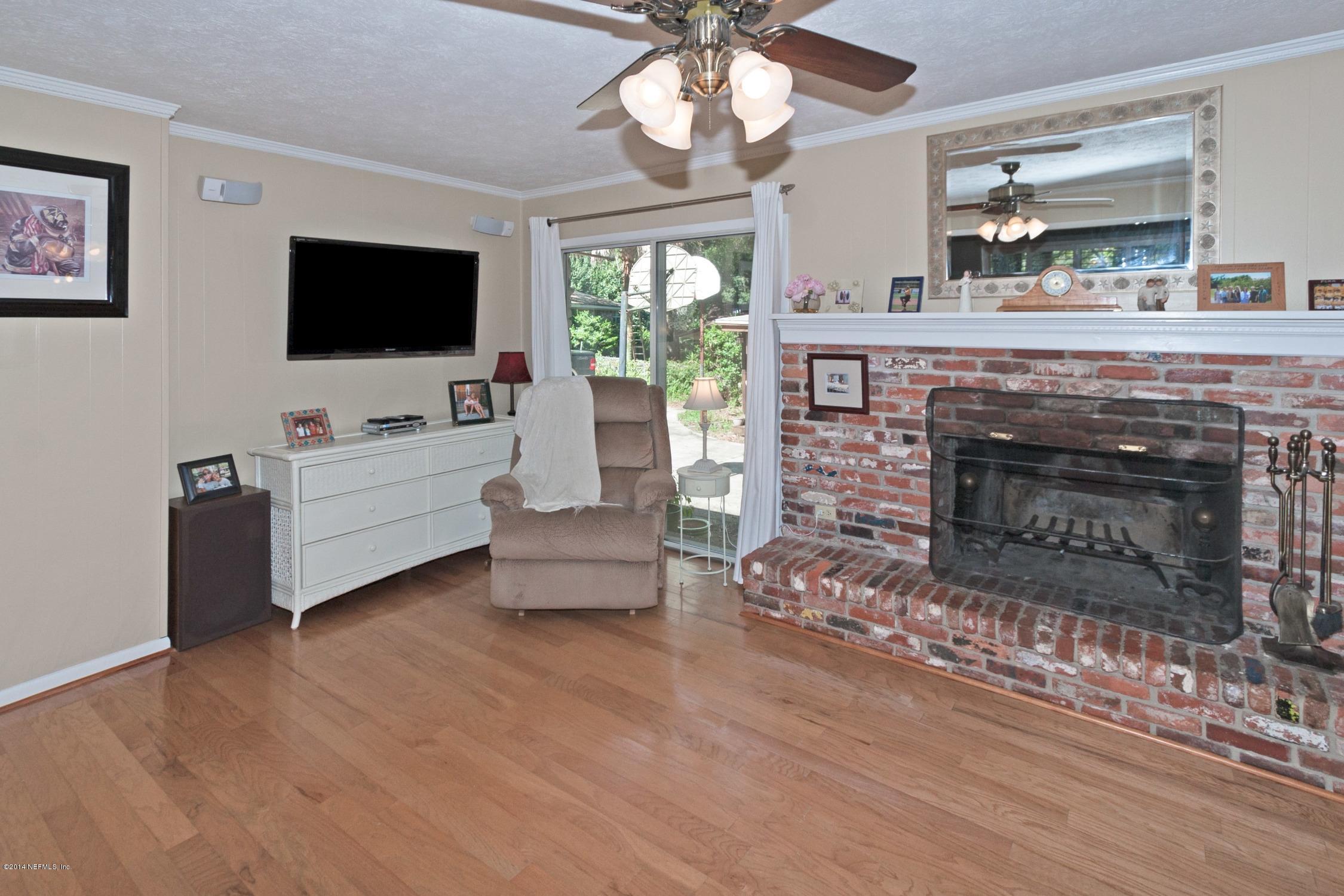 1841 Raley Road Jacksonville, FL 32225 - Photo 6 of 21 family_room__
