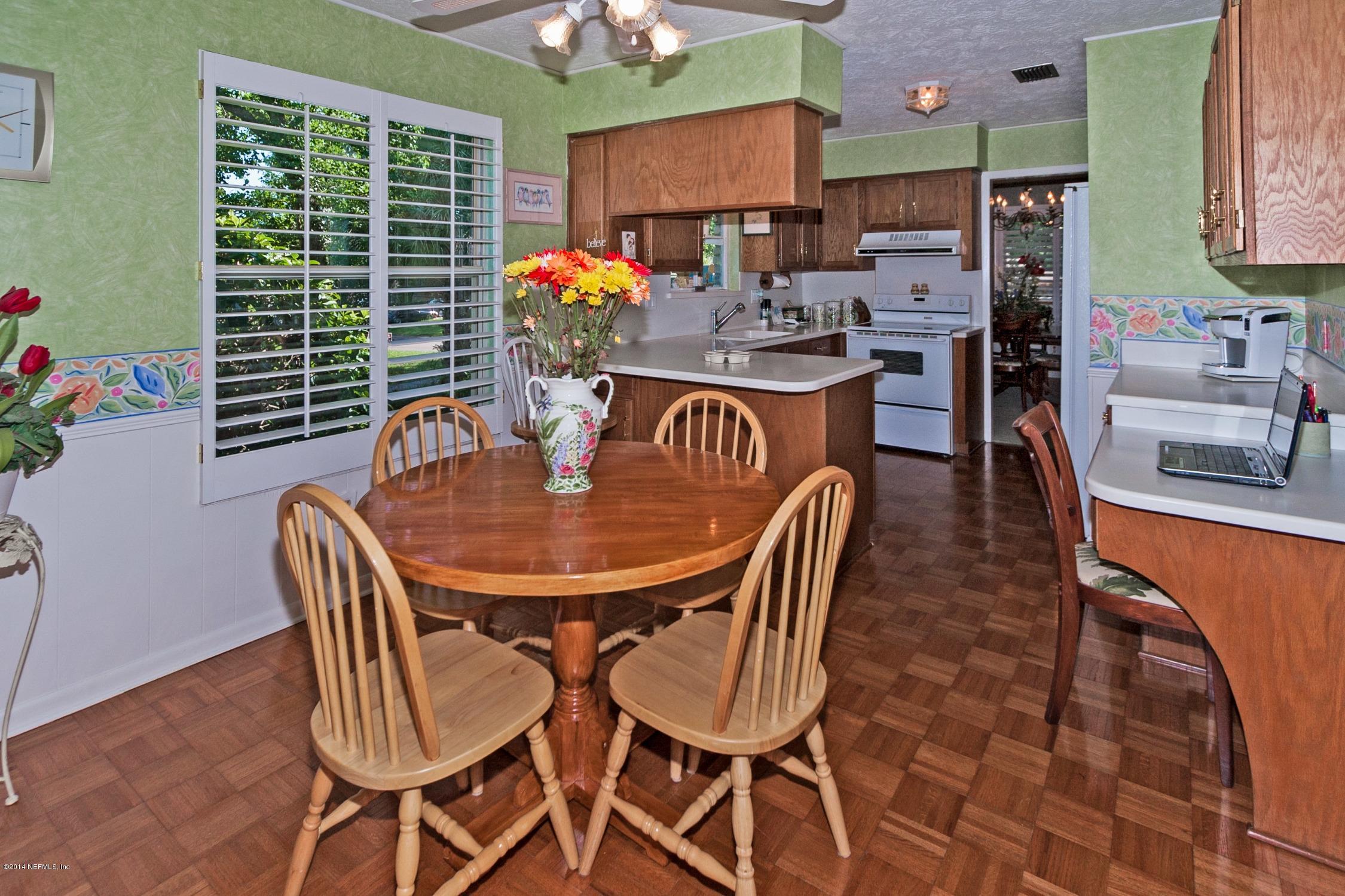 1841 Raley Road Jacksonville, FL 32225 - Photo 10 of 21 kitchen