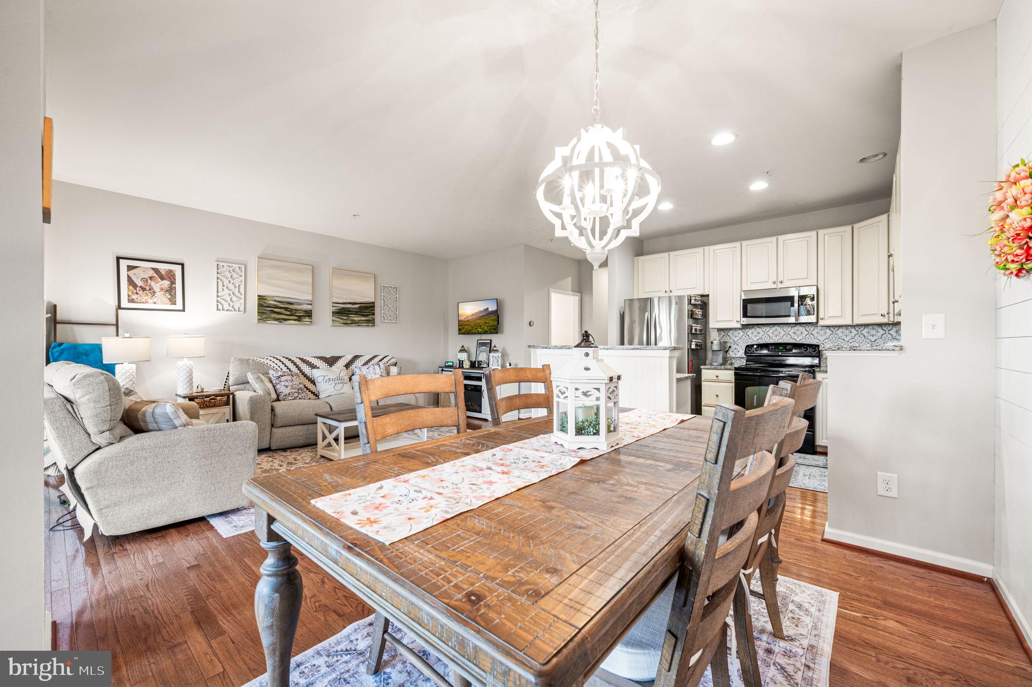 181 Tulsk Road Avondale, PA 19311 - Photo 11 of 37 Open layout perfect for everyday living