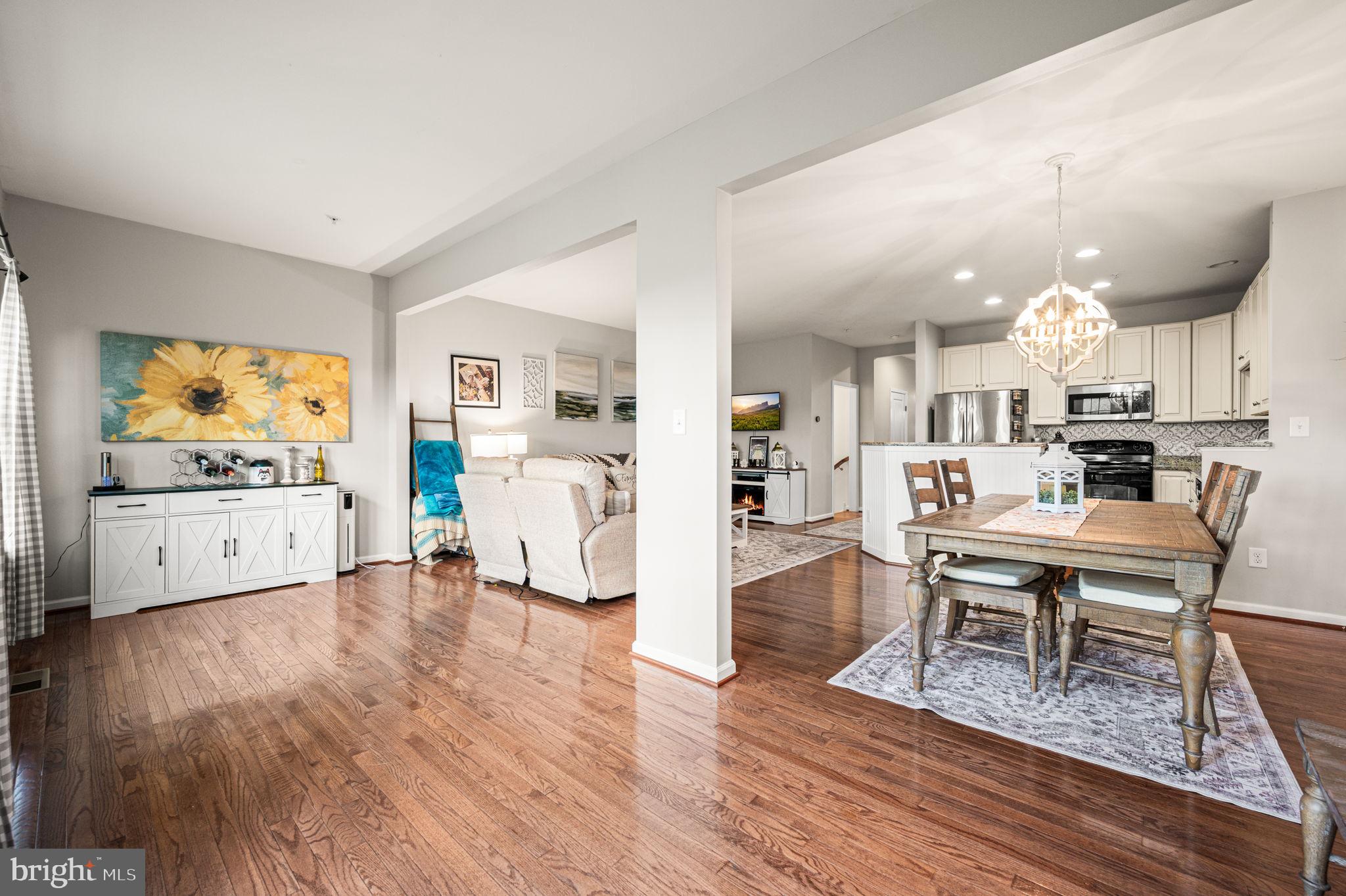 181 Tulsk Road Avondale, PA 19311 - Photo 13 of 37 Flexible bright open space