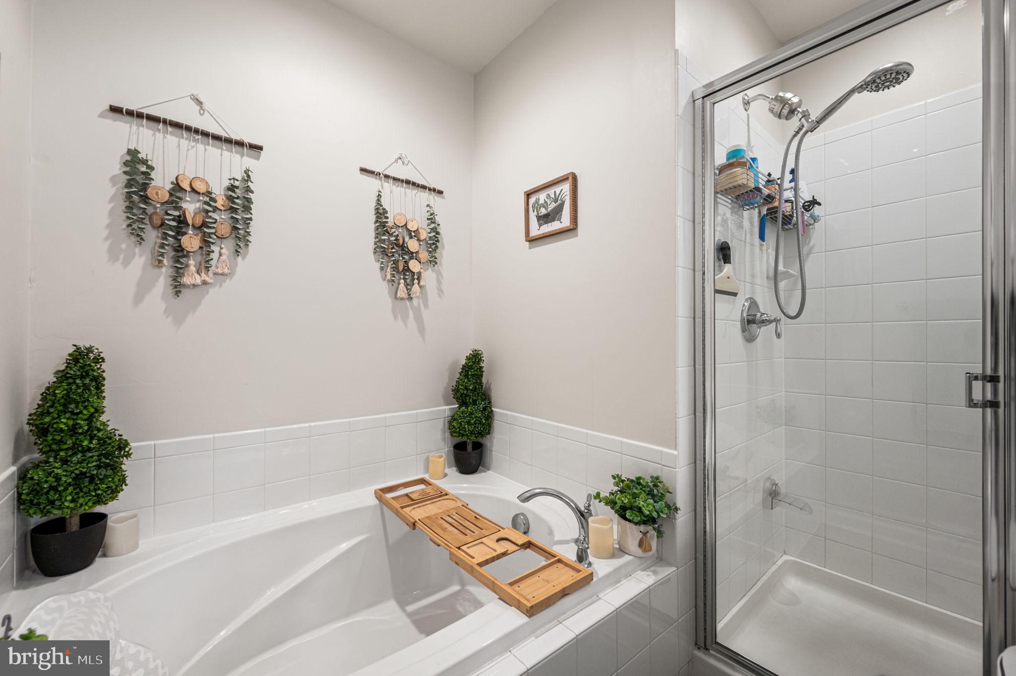 181 Tulsk Road Avondale, PA 19311 - Photo 28 of 37 Soak, rinse, relax - your spa-like escape