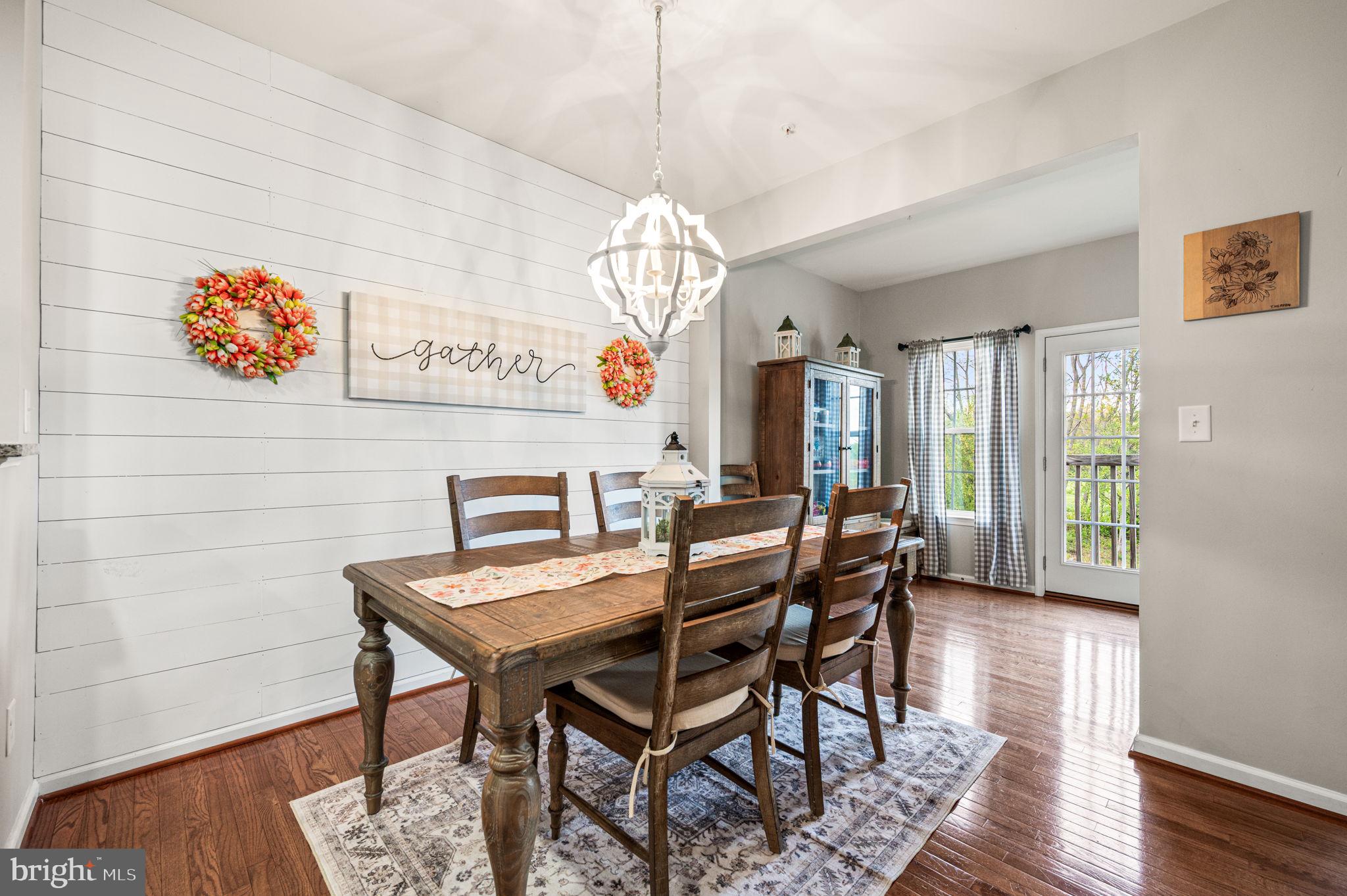 181 Tulsk Road Avondale, PA 19311 - Photo 9 of 37 Open dining space
