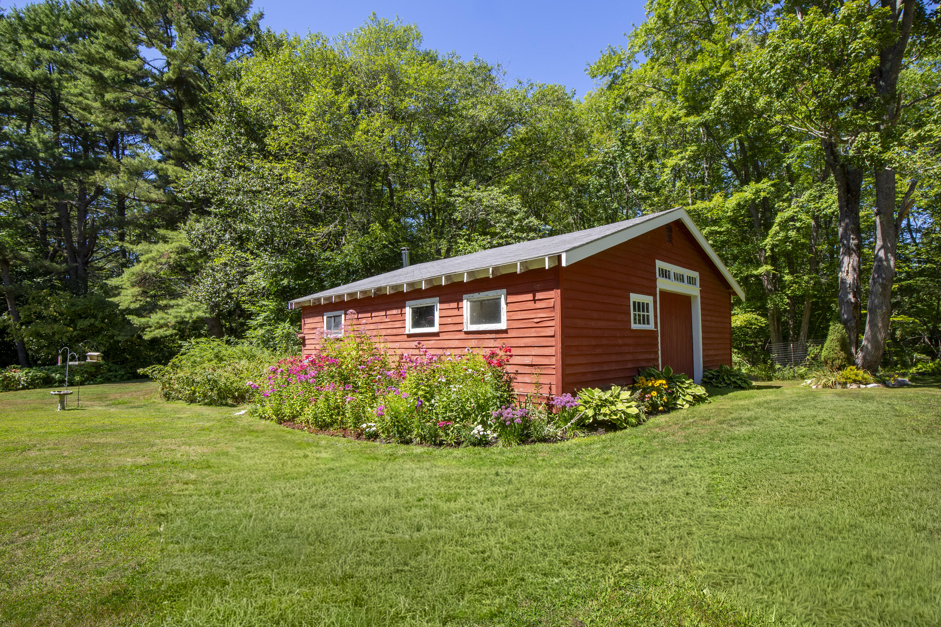 81 Desert Road Freeport, ME 04032 - Photo 3 of 10 03-81DesertRd-Freeport-KS