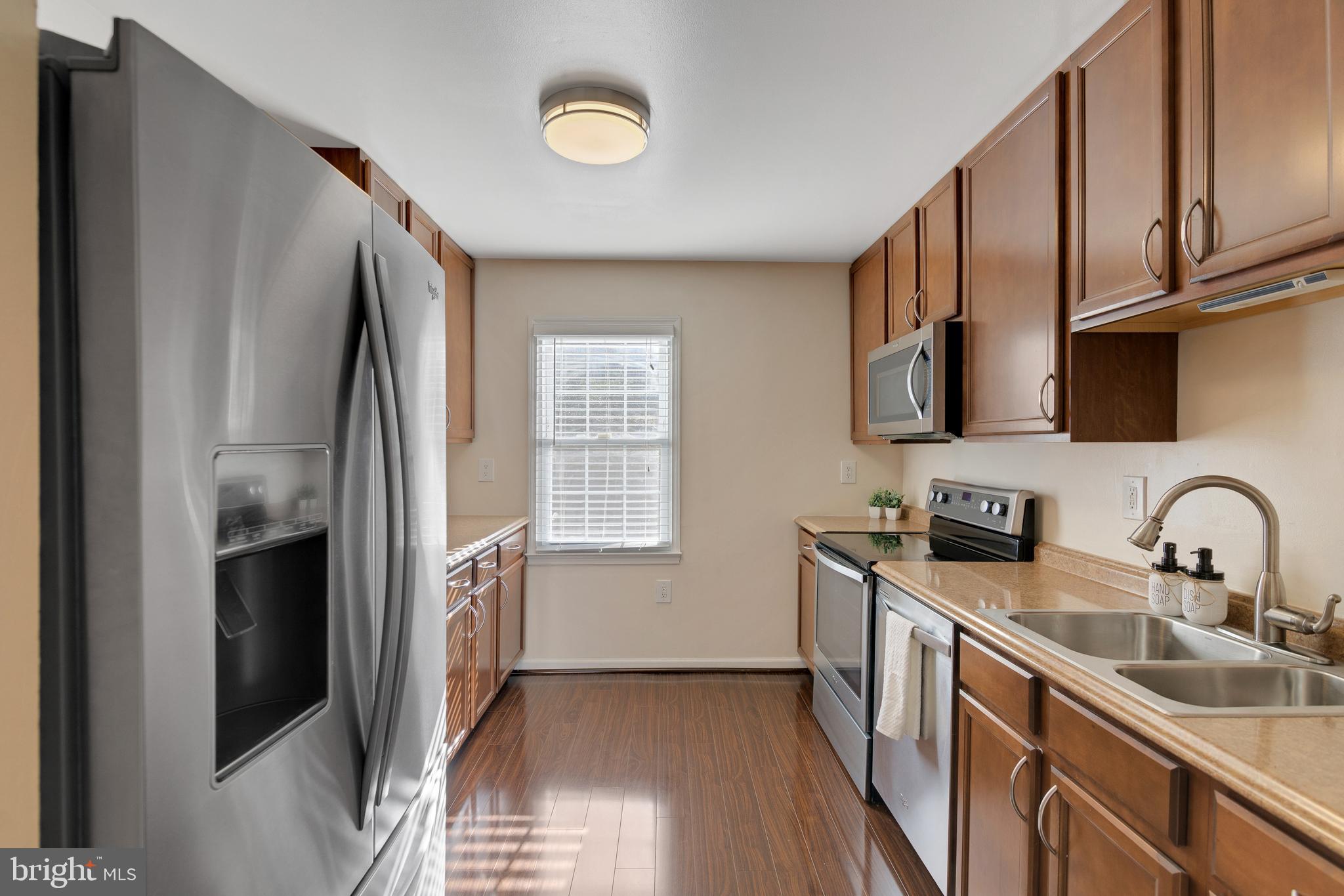 8331 Moline Place Springfield, VA 22153 - Photo 2 of 31 Updated kitchen w/hardwood floors