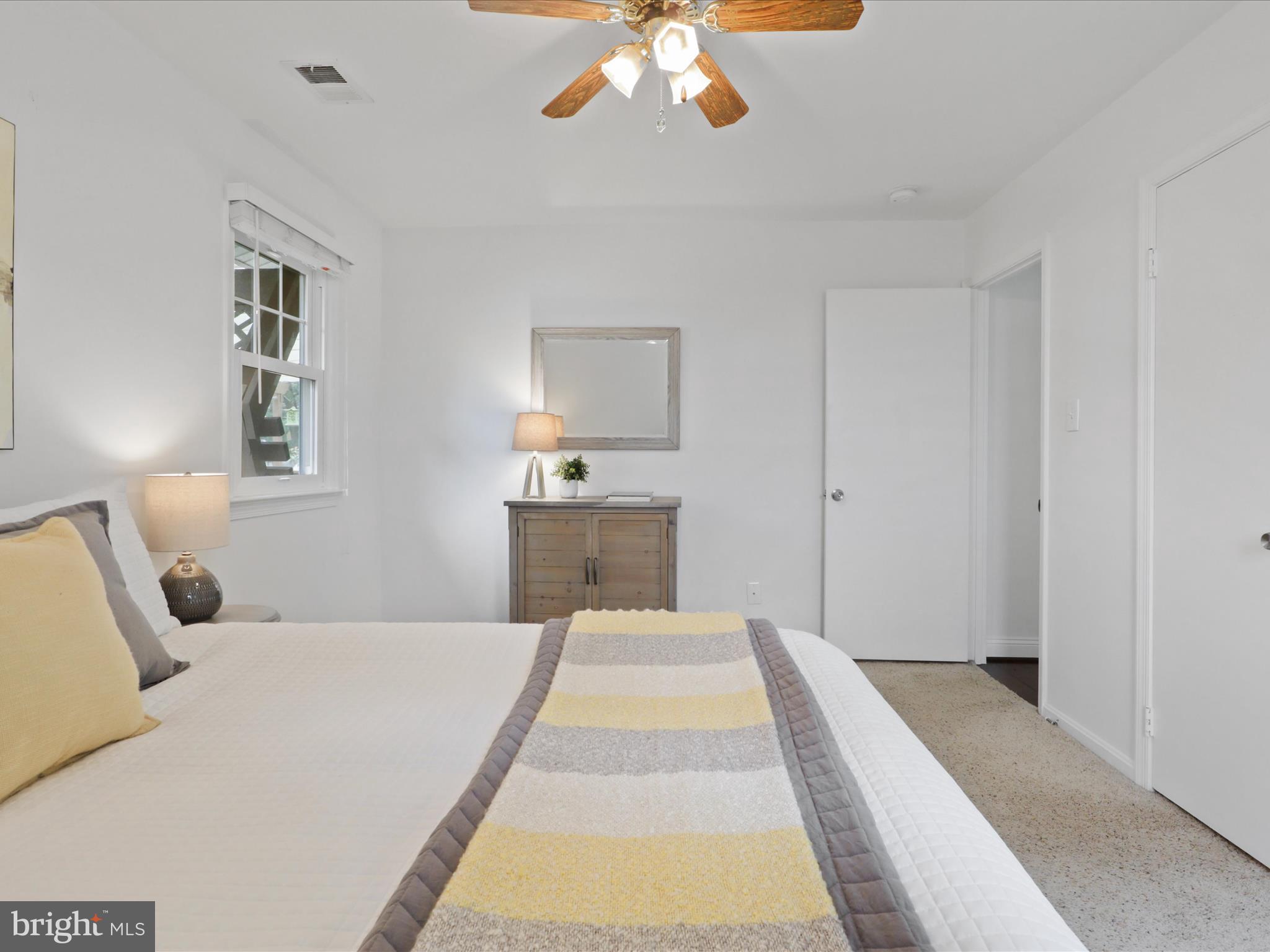 6535 Riefton Court Alexandria, VA 22310 - Photo 20 of 44 large primary bedroom