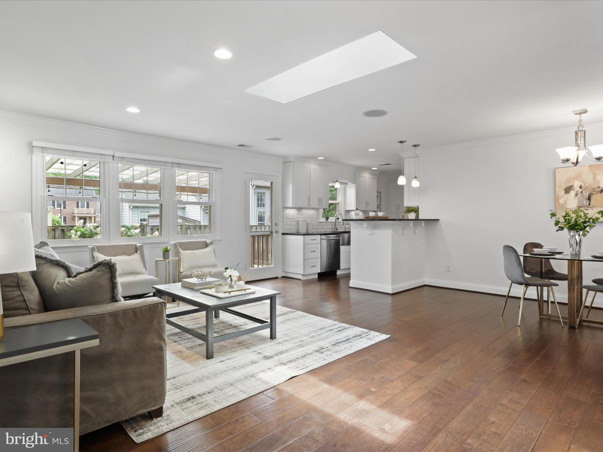 6535 Riefton Court Alexandria, VA 22310 - Photo 3 of 44 Bright, Sunny and Open Living Area