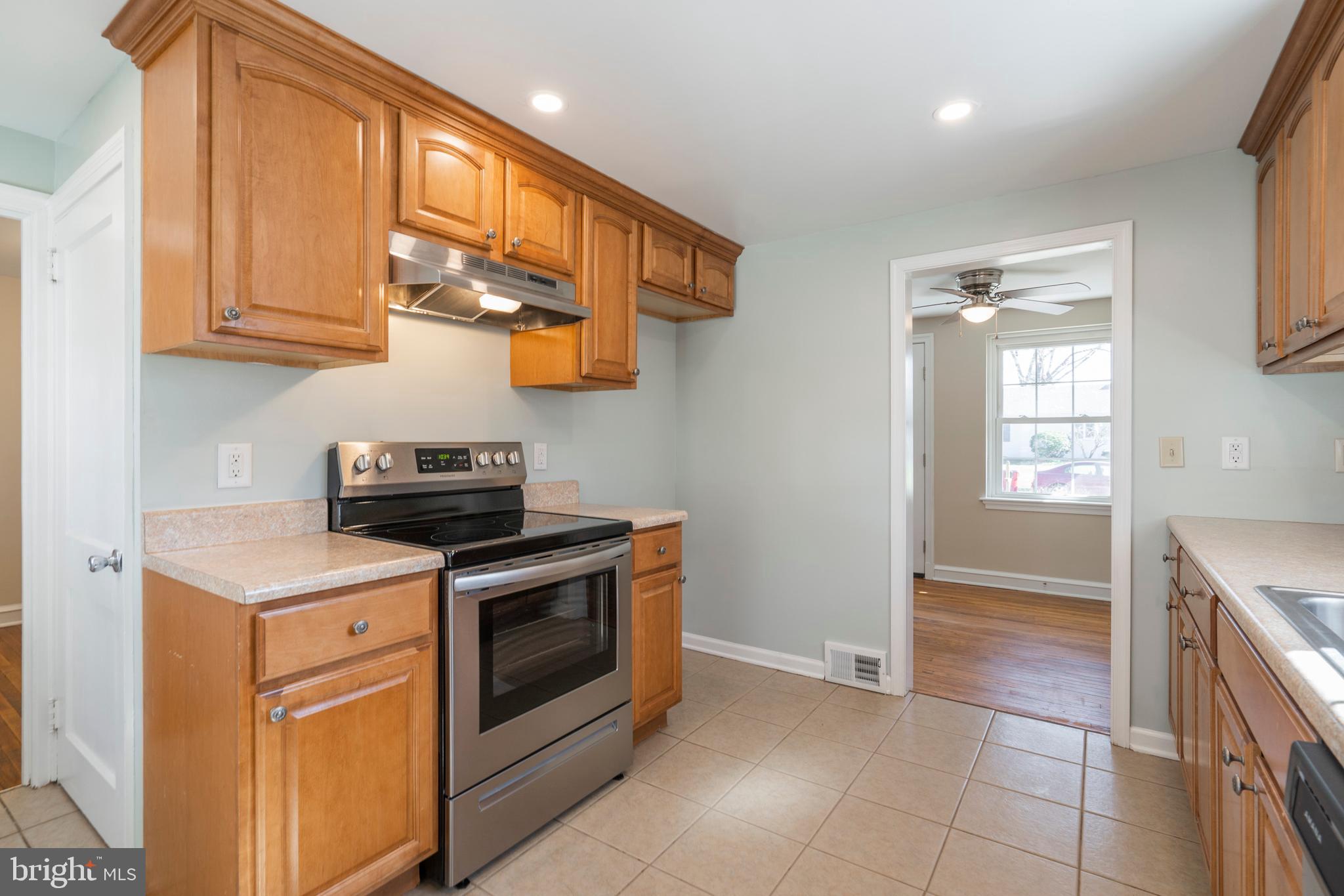 1033 Cardinal Road Audubon, PA 19403 - Photo 26 of 46 Gallery Image 26