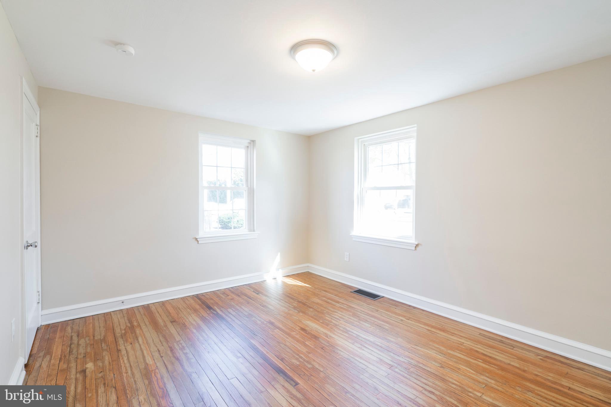 1033 Cardinal Road Audubon, PA 19403 - Photo 32 of 46 Gallery Image 32