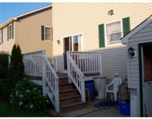 85 Lawrence Street Fall River, MA 02721 - Photo 3 of 15