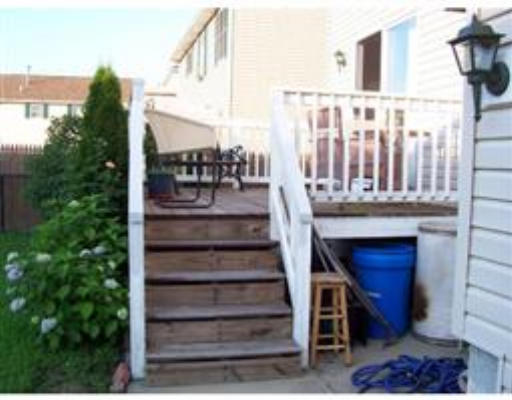 85 Lawrence Street Fall River, MA 02721 - Photo 4 of 15