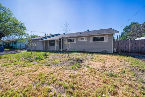 $335,000 | 2687 Wilson Avenue, Redding, CA 96002