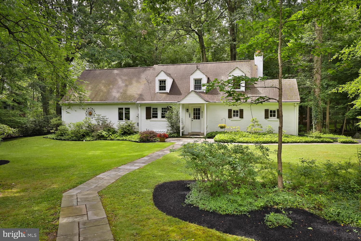 2505 Edge Hill Road Huntingdon Valley, PA 19006 - Photo 1 of 28 Front View