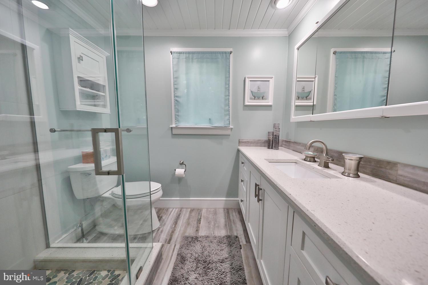 2505 Edge Hill Road Huntingdon Valley, PA 19006 - Photo 15 of 28 Master Bath