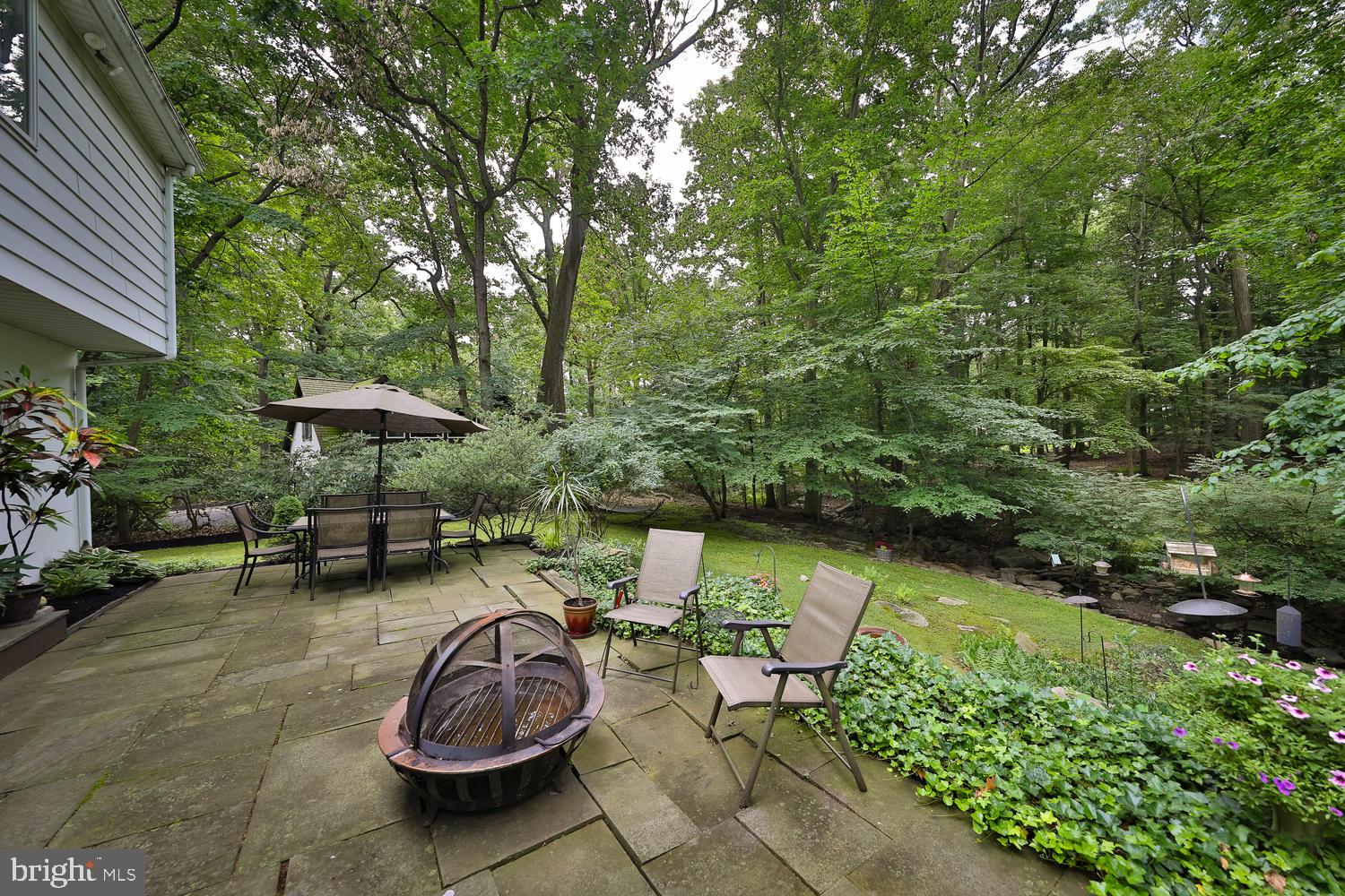 2505 Edge Hill Road Huntingdon Valley, PA 19006 - Photo 27 of 28 Patio