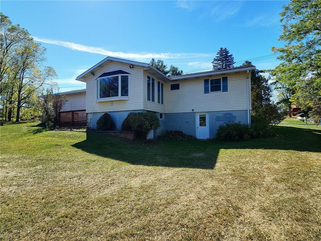 28 Grove Street Springport, NY 13160 - Photo 3 of 31