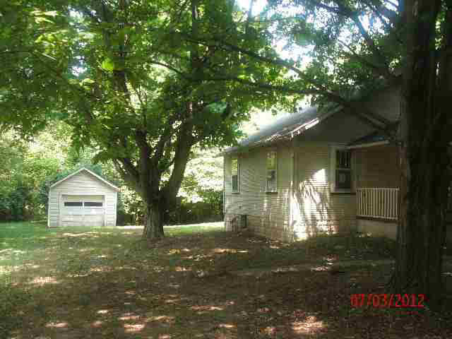 125 South Hawthorne Road Muncie, IN 47304 - Photo 2 of 9
