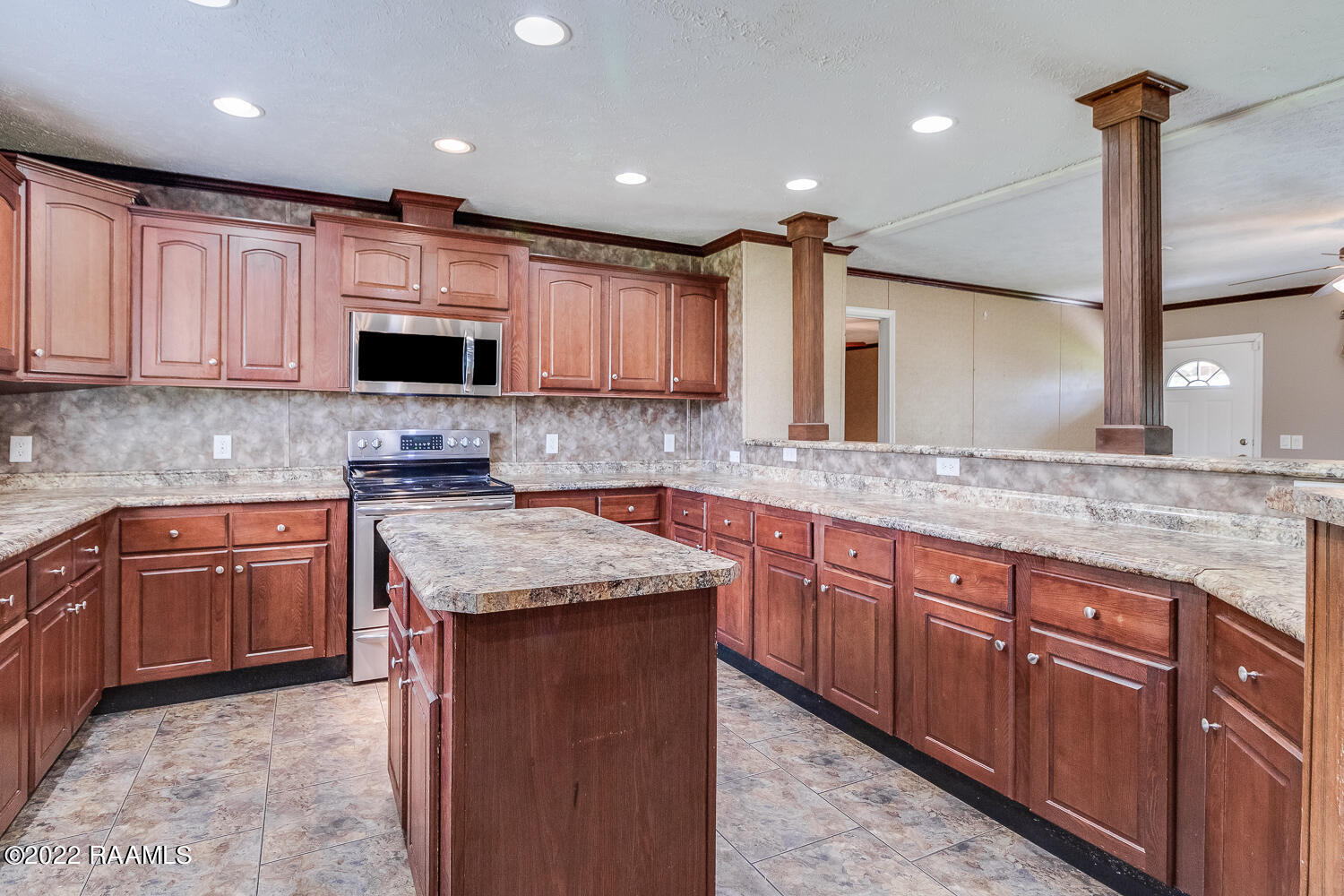 811 Bihm Road Opelousas, LA 70570 - Photo 8 of 26 811 Bihm-19