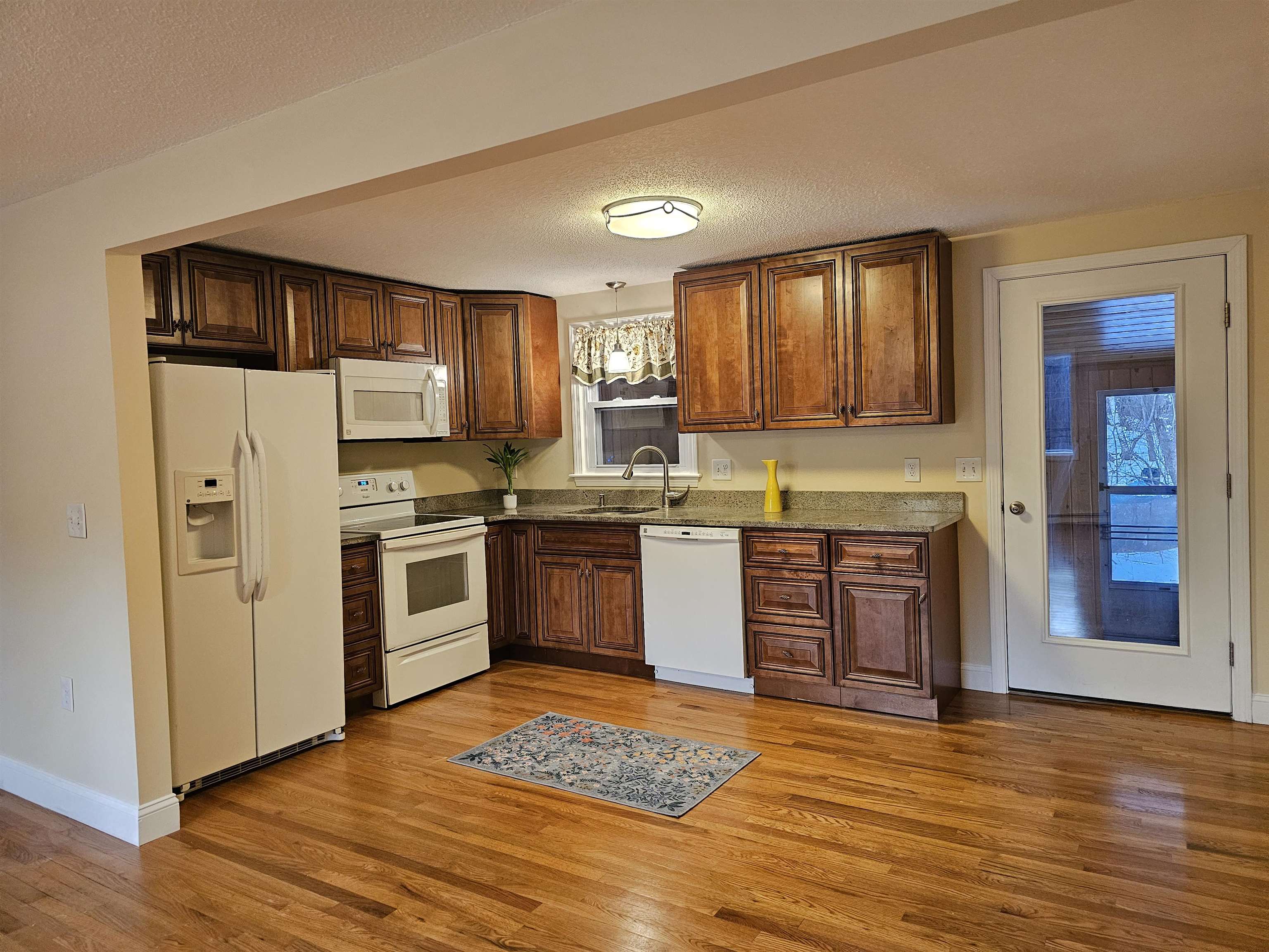 203 Bypass 28 Derry, NH 03038 - Photo 2 of 34