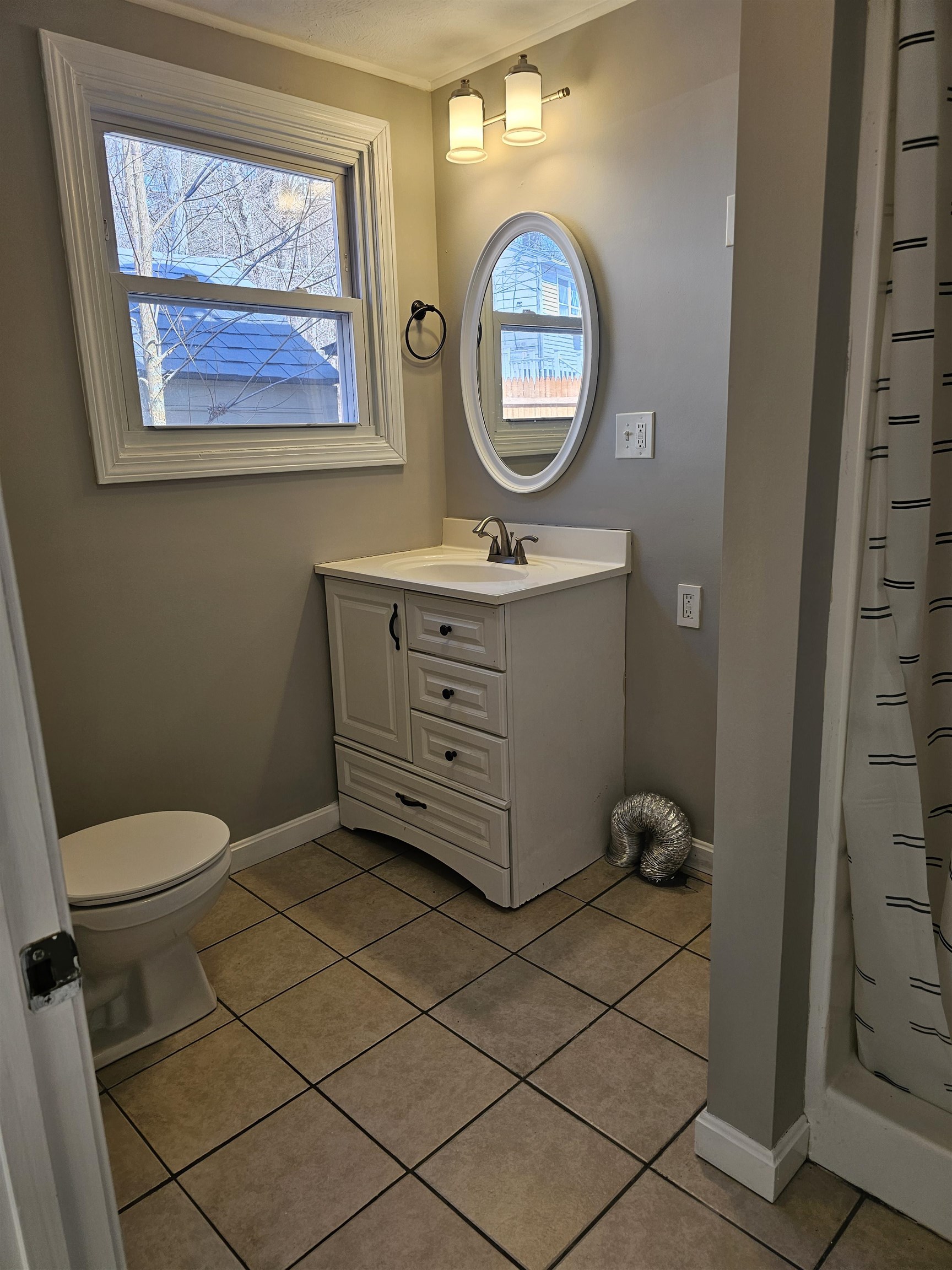 203 Bypass 28 Derry, NH 03038 - Photo 33 of 34