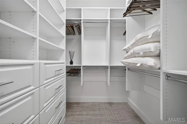 $2,990,000 | 22 Holloway Drive, Lake St. Louis, MO 63367