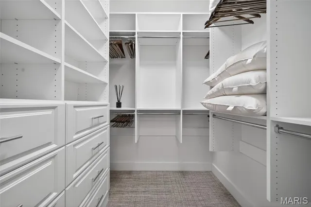 $2,990,000 | 22 Holloway Drive, Lake St. Louis, MO 63367