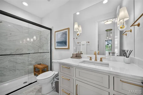 $2,990,000 | 22 Holloway Drive, Lake St. Louis, MO 63367