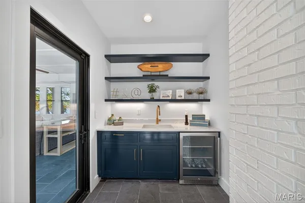 $2,990,000 | 22 Holloway Drive, Lake St. Louis, MO 63367