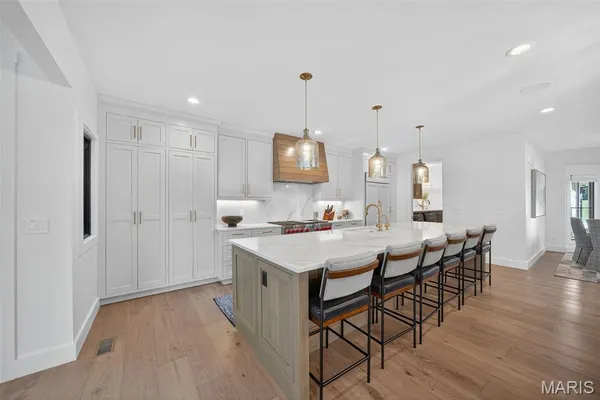 $2,990,000 | 22 Holloway Drive, Lake St. Louis, MO 63367