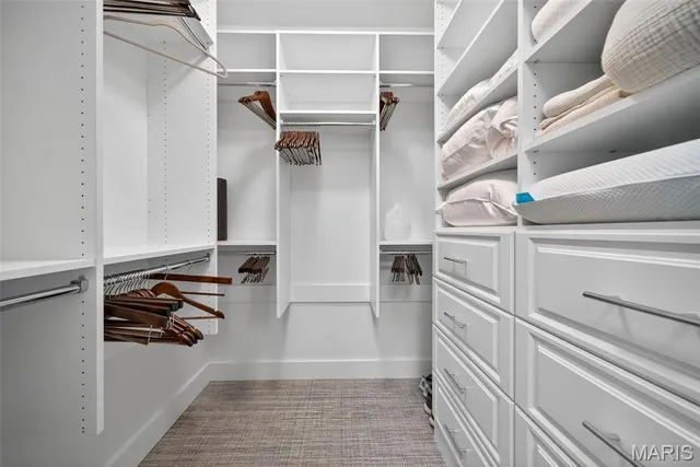 $2,990,000 | 22 Holloway Drive, Lake St. Louis, MO 63367