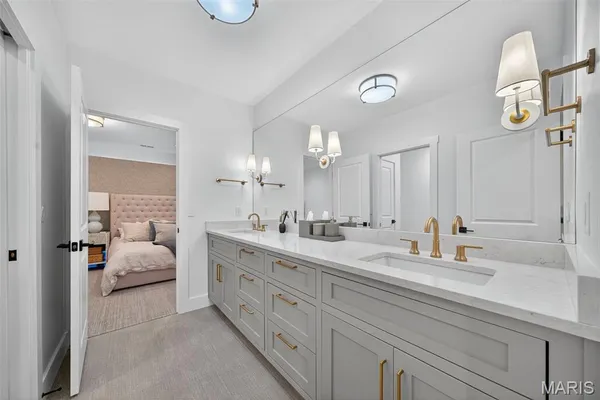 $2,990,000 | 22 Holloway Drive, Lake St. Louis, MO 63367