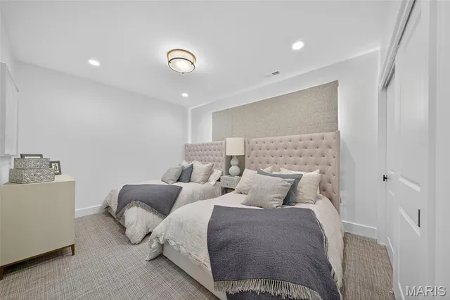 $2,990,000 | 22 Holloway Drive, Lake St. Louis, MO 63367