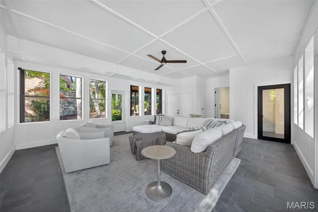 $2,990,000 | 22 Holloway Drive, Lake St. Louis, MO 63367