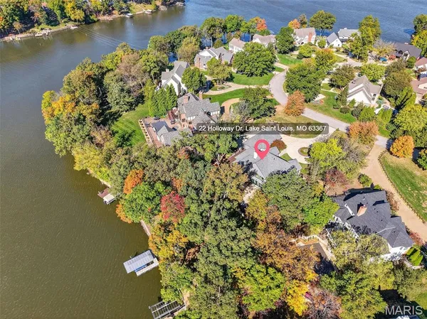 $2,990,000 | 22 Holloway Drive, Lake St. Louis, MO 63367