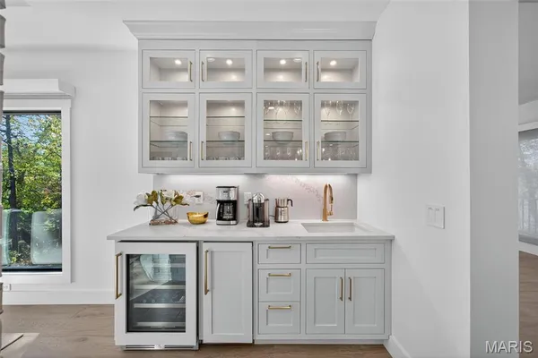 $2,990,000 | 22 Holloway Drive, Lake St. Louis, MO 63367