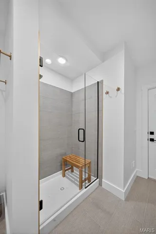 $2,990,000 | 22 Holloway Drive, Lake St. Louis, MO 63367