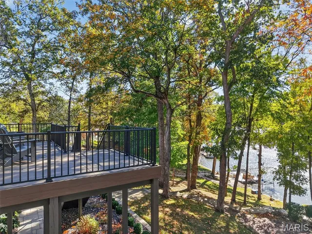 $2,990,000 | 22 Holloway Drive, Lake St. Louis, MO 63367